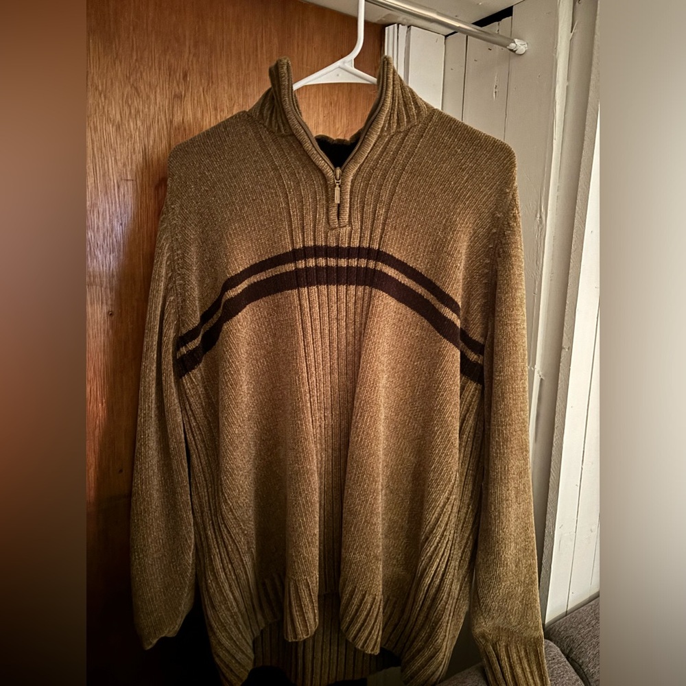 Nevada vintage zip-up sweater, size medium